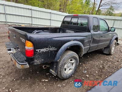 Trzecie zdjęcie samochodu z tyłu: 2004 TOYOTA TACOMA XTRACAB VIN:5TEWN72N24Z374595 - miniatura