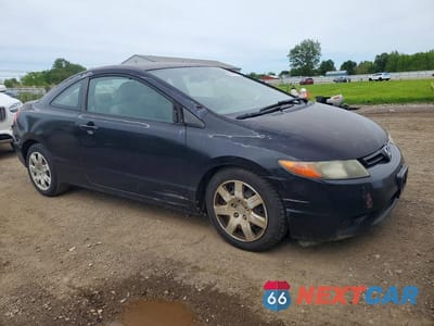 Czwarte zdjęcie samochodu z boku: 2008 HONDA CIVIC LX VIN:2HGFG12678H554464 - miniatura