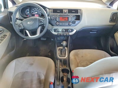 Zdjęcie 8 z 12 samochodu: 2014 KIA RIO LX VIN:KNADM4A39E6352047 - miniatura