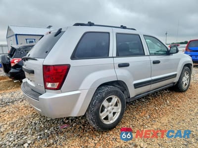 Trzecie zdjęcie samochodu z tyłu: 2005 JEEP GRAND CHEROKEE LAREDO VIN:1J4GS48KX5C676218 - miniatura