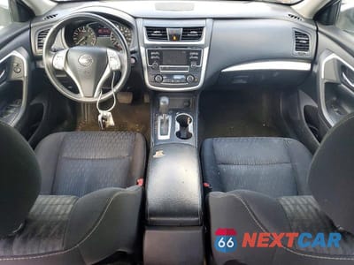 Zdjęcie 8 z 12 samochodu: 2017 NISSAN ALTIMA 2.5 SV VIN:1N4AL3AP0HC287879 - miniatura