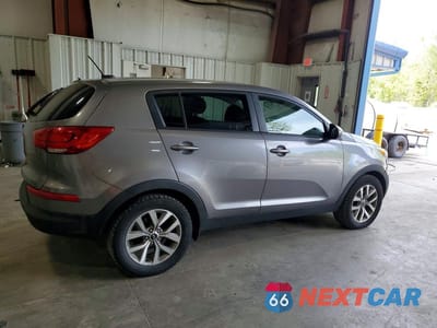Trzecie zdjęcie samochodu z tyłu: 2015 KIA SPORTAGE LX VIN:KNDPB3ACXF7751092 - miniatura