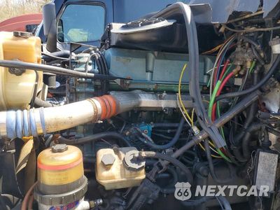 Zdjęcie 7 z 10 samochodu: 2012 FREIGHTLINER CASCADIA SEMI TRUCK VIN:1FUJGLDR4CSBT0765 - miniatura