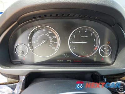 Zdjęcie 9 z 12 samochodu: 2015 BMW X5 XDRIVE35I VIN:5UXKR0C59F0P00175 - miniatura