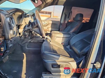 Zdjęcie 7 z 13 samochodu: 2021 GMC SIERRA K1500 SLT VIN:3GTU9DET6MG211593 - miniatura