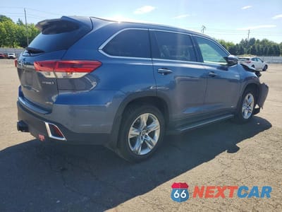 Trzecie zdjęcie samochodu z tyłu: 2017 TOYOTA HIGHLANDER HYBRID LIMITED VIN:5TDDGRFH3HS023716 - miniatura