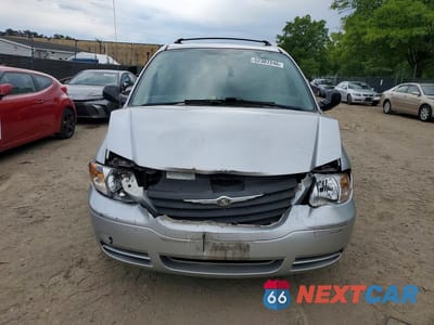 Piąte zdjęcie samochodu w środku: 2006 CHRYSLER TOWN & COUNTRY VIN:1A4GP45R06B669529 - miniatura