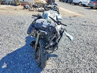Drugie zdjęcie samochodu z przodu: 2025 SUZUKI GSX1300 RR VIN:JS1EJ11B5S7100690 - miniatura