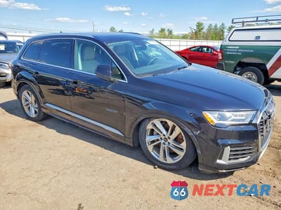Czwarte zdjęcie samochodu z boku: 2021 AUDI Q7 PREMIUM PLUS VIN:WA1LJAF74MD018305 - miniatura