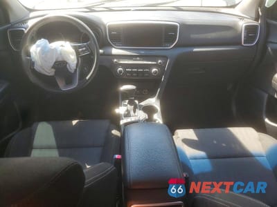 Zdjęcie 8 z 13 samochodu: 2021 KIA SPORTAGE LX VIN:KNDPM3AC7M7935624 - miniatura