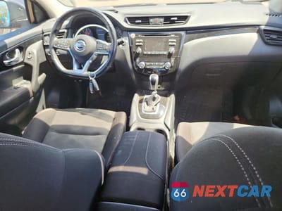 Zdjęcie 8 z 12 samochodu: 2018 NISSAN QASHQAI VIN:JN1BJ1CR4JW281842 - miniatura