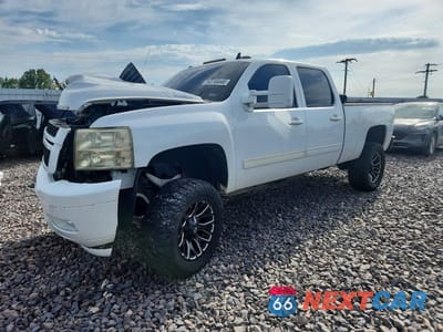 2011 CHEVROLET SILVERADO K2500 HEAVY DUTY LTZ 1GC1KYE86BF102883 - główne zdjęcie licytacji z USA - miniatura