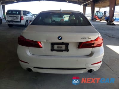 Zdjęcie 6 z 12 samochodu: 2020 BMW 530E VIN:WBAJA9C02LCD50458 - miniatura