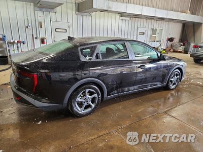 Trzecie zdjęcie samochodu z tyłu: 2026 KIA K4 LXS VIN:3KPFT4DE5TE290911 - miniatura