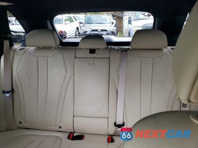 Zdjęcie 10 z 13 samochodu: 2018 BMW X5 XDR40E VIN:5UXKT0C58J0V99396 - miniatura