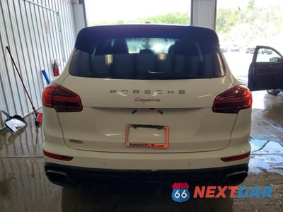 Zdjęcie 6 z 13 samochodu: 2018 PORSCHE CAYENNE VIN:WP1AA2A22JKA07176 - miniatura