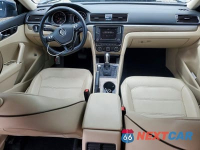 Zdjęcie 8 z 12 samochodu: 2018 VOLKSWAGEN PASSAT SE VIN:1VWBA7A3XJC051039 - miniatura