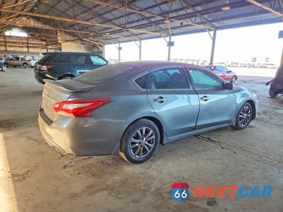 Trzecie zdjęcie samochodu z tyłu: 2017 NISSAN ALTIMA 2.5 S VIN:1N4AL3AP0HN342545 - miniatura
