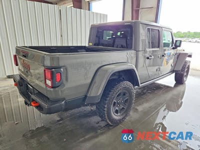 Trzecie zdjęcie samochodu z tyłu: 2023 JEEP GLADIATOR MOJAVE VIN:1C6JJTEG4PL529931 - miniatura