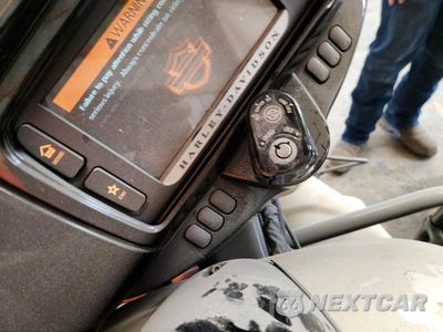 Zdjęcie 8 z 9 samochodu: 2018 HARLEY-DAVIDSON FLHXS STREET GLIDE SPECIAL VIN:1HD1KRC16JB682250 - miniatura