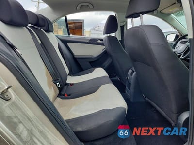 Zdjęcie 10 z 12 samochodu: 2015 VOLKSWAGEN JETTA TDI VIN:3VWLA7AJ7FM277645 - miniatura