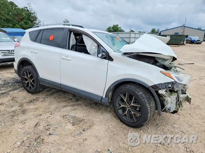 Czwarte zdjęcie samochodu z boku: 2017 TOYOTA RAV4 SE VIN:2T3NFREV5HW333993 - miniatura