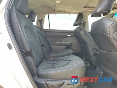 Zdjęcie 11 z 13 samochodu: 2024 TOYOTA HIGHLANDER LE VIN:5TDKDRBH5RS547361 - miniatura