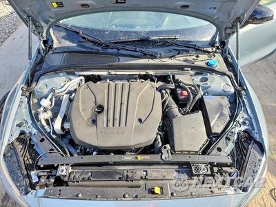 Zdjęcie 11 z 12 samochodu: 2024 VOLVO S60 PLUS VIN:7JRL12FL9RG280160 - miniatura