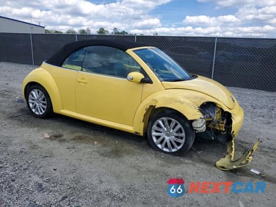 Czwarte zdjęcie samochodu z boku: 2008 VOLKSWAGEN NEW BEETLE CONVERTIBLE SE VIN:3VWRF31Y48M409975 - miniatura
