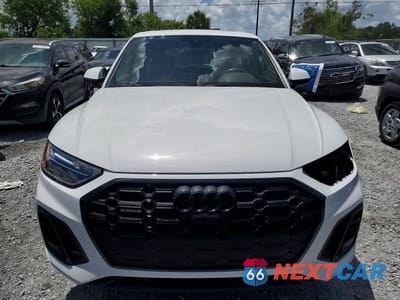 Piąte zdjęcie samochodu w środku: 2023 AUDI Q5 E PREMIUM PLUS 55 VIN:WA1E2AFY1P2067945 - miniatura