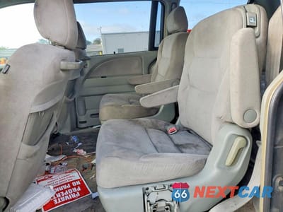 Zdjęcie 11 z 13 samochodu: 2005 HONDA ODYSSEY EX VIN:5FNRL38435B402336 - miniatura