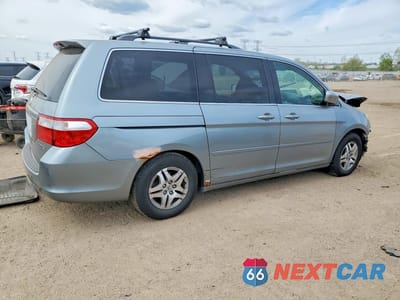 Trzecie zdjęcie samochodu z tyłu: 2005 HONDA ODYSSEY EXL VIN:5FNRL38605B044713 - miniatura