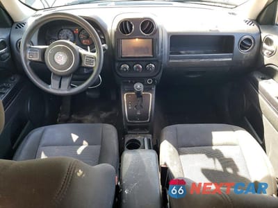 Zdjęcie 8 z 13 samochodu: 2015 JEEP PATRIOT SPORT VIN:1C4NJRBB7FD290356 - miniatura
