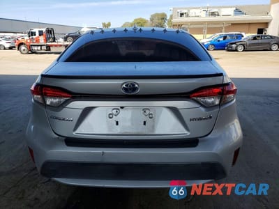 Zdjęcie 6 z 12 samochodu: 2020 TOYOTA COROLLA LE VIN:JTDEBRBE8LJ023568 - miniatura