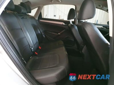 Zdjęcie 10 z 13 samochodu: 2021 VOLKSWAGEN PASSAT SE VIN:1VWSA7A38MC001728 - miniatura