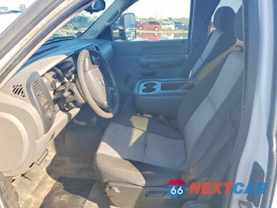 Zdjęcie 7 z 12 samochodu: 2008 CHEVROLET SILVERADO K2500 HEAVY DUTY VIN:1GCHK29K08E163534 - miniatura