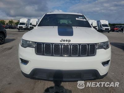 Piąte zdjęcie samochodu w środku: 2019 JEEP GRAND CHEROKEE LAREDO VIN:1C4RJEAG6KC649932 - miniatura