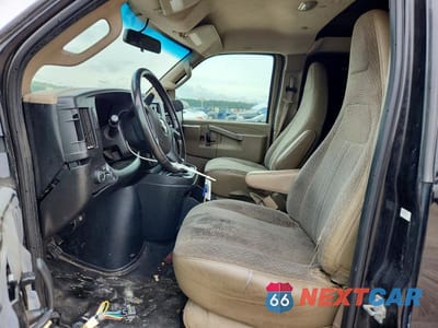 Zdjęcie 7 z 13 samochodu: 2020 CHEVROLET EXPRESS 2500 CARGO DELIVERY VAN VIN:1GCWGAFP5L1122948 - miniatura