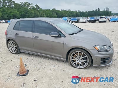 Czwarte zdjęcie samochodu z boku: 2016 VOLKSWAGEN GOLF R VIN:WVWUF7AU6GW268164 - miniatura