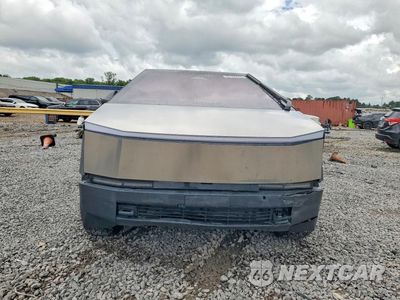 Piąte zdjęcie samochodu w środku: 2025 TESLA CYBERTRUCK VIN:7G2CEHED8SA061779 - miniatura