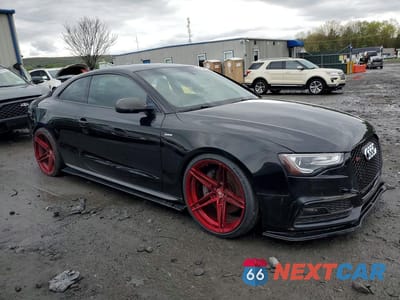 Czwarte zdjęcie samochodu z boku: 2015 AUDI S5 PREMIUM PLUS VIN:WAUCGAFR4FA033166 - miniatura