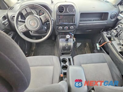 Zdjęcie 8 z 12 samochodu: 2011 JEEP PATRIOT SPORT VIN:1J4NT1GBXBD249700 - miniatura