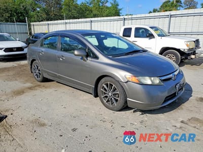Czwarte zdjęcie samochodu z boku: 2008 HONDA CIVIC LX VIN:1HGFA16558L003293 - miniatura