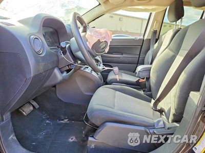 Zdjęcie 7 z 13 samochodu: 2016 JEEP COMPASS SPORT VIN:1C4NJDBBXGD510125 - miniatura