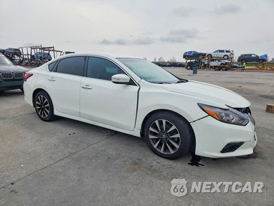 Czwarte zdjęcie samochodu z boku: 2018 NISSAN ALTIMA 2.5 SL VIN:1N4AL3APXJC173331 - miniatura