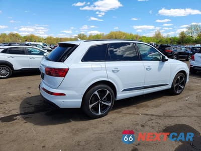 Trzecie zdjęcie samochodu z tyłu: 2019 AUDI Q7 PRESTIGE VIN:WA1VAAF7XKD009758 - miniatura