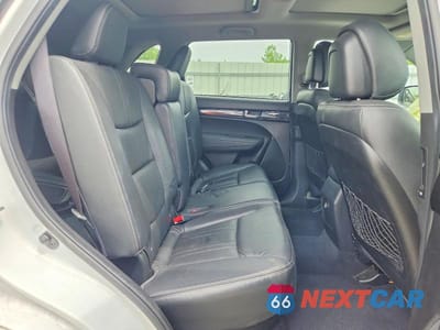 Zdjęcie 11 z 13 samochodu: 2013 KIA SORENTO VIN:5XYKWDA29DG385041 - miniatura