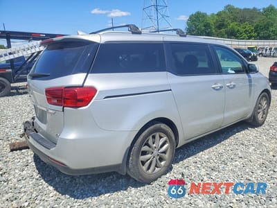 Trzecie zdjęcie samochodu z tyłu: 2021 KIA SEDONA EX VIN:KNDMB5C18M6672047 - miniatura