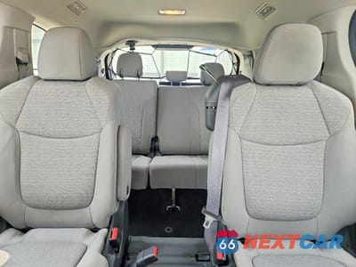 Zdjęcie 10 z 13 samochodu: 2022 TOYOTA SIENNA LE VIN:5TDKSKFC3NS062416 - miniatura