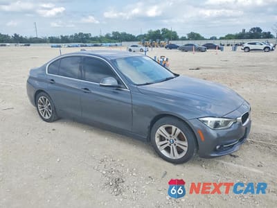 Czwarte zdjęcie samochodu z boku: 2017 BMW 330 I VIN:WBA8B9C53HK675850 - miniatura